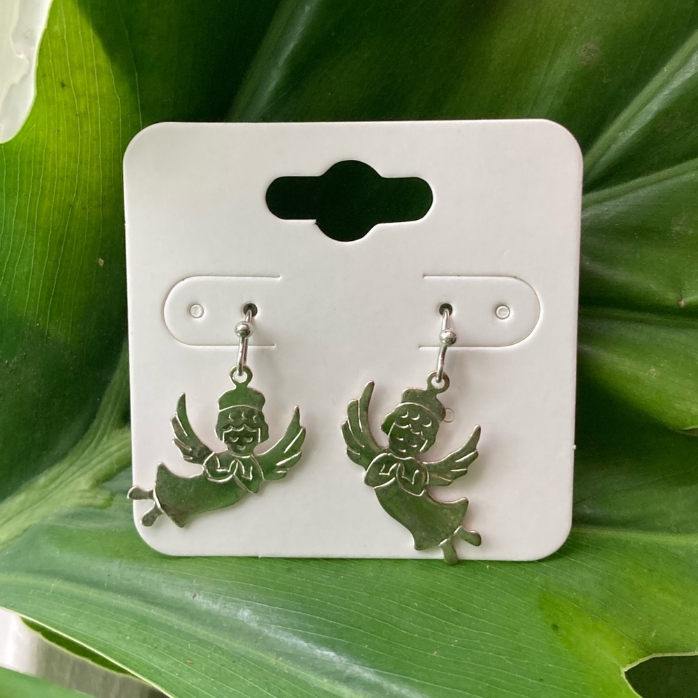 NWT Angel Y2K Charm Earrings